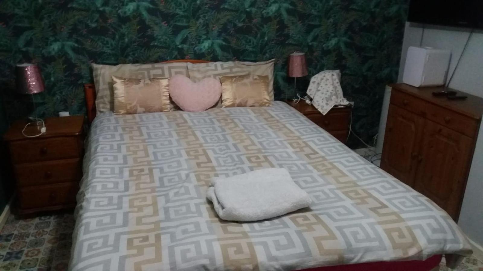 Spacious Double Room Located Within Walking Distance To Seaside And Town دوفر المظهر الخارجي الصورة