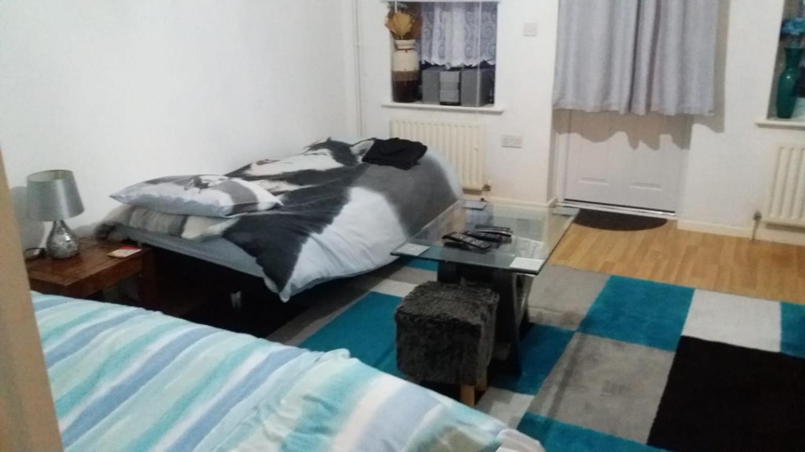 Spacious Double Room Located Within Walking Distance To Seaside And Town دوفر المظهر الخارجي الصورة